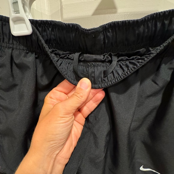 NIKE women's tempo running shorts. Used like new. Small. - Picture 3 of 4